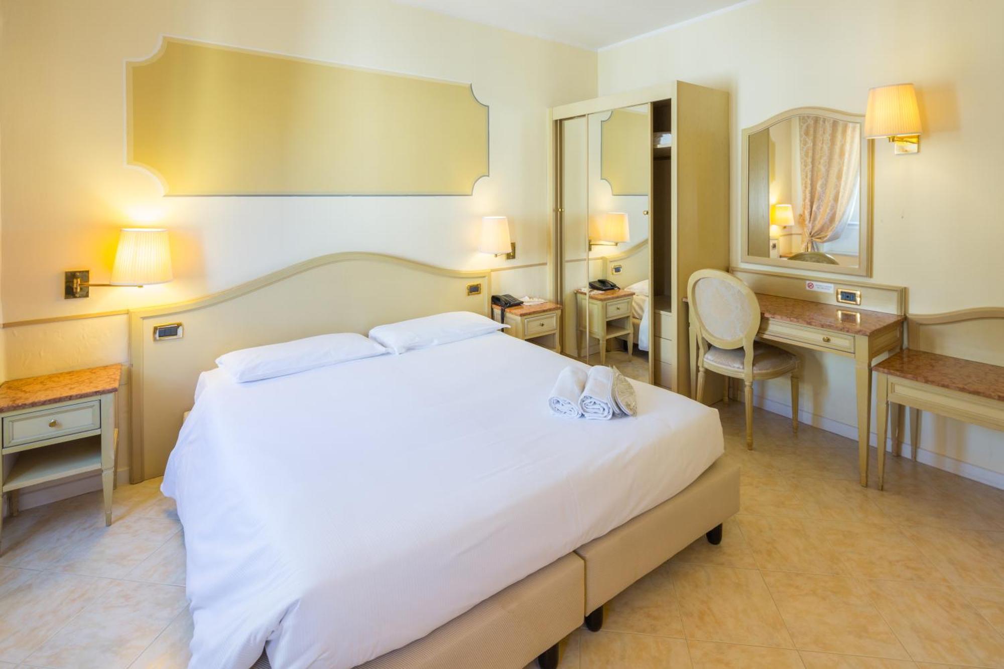 Ena Hotel Arenzano Exteriör bild