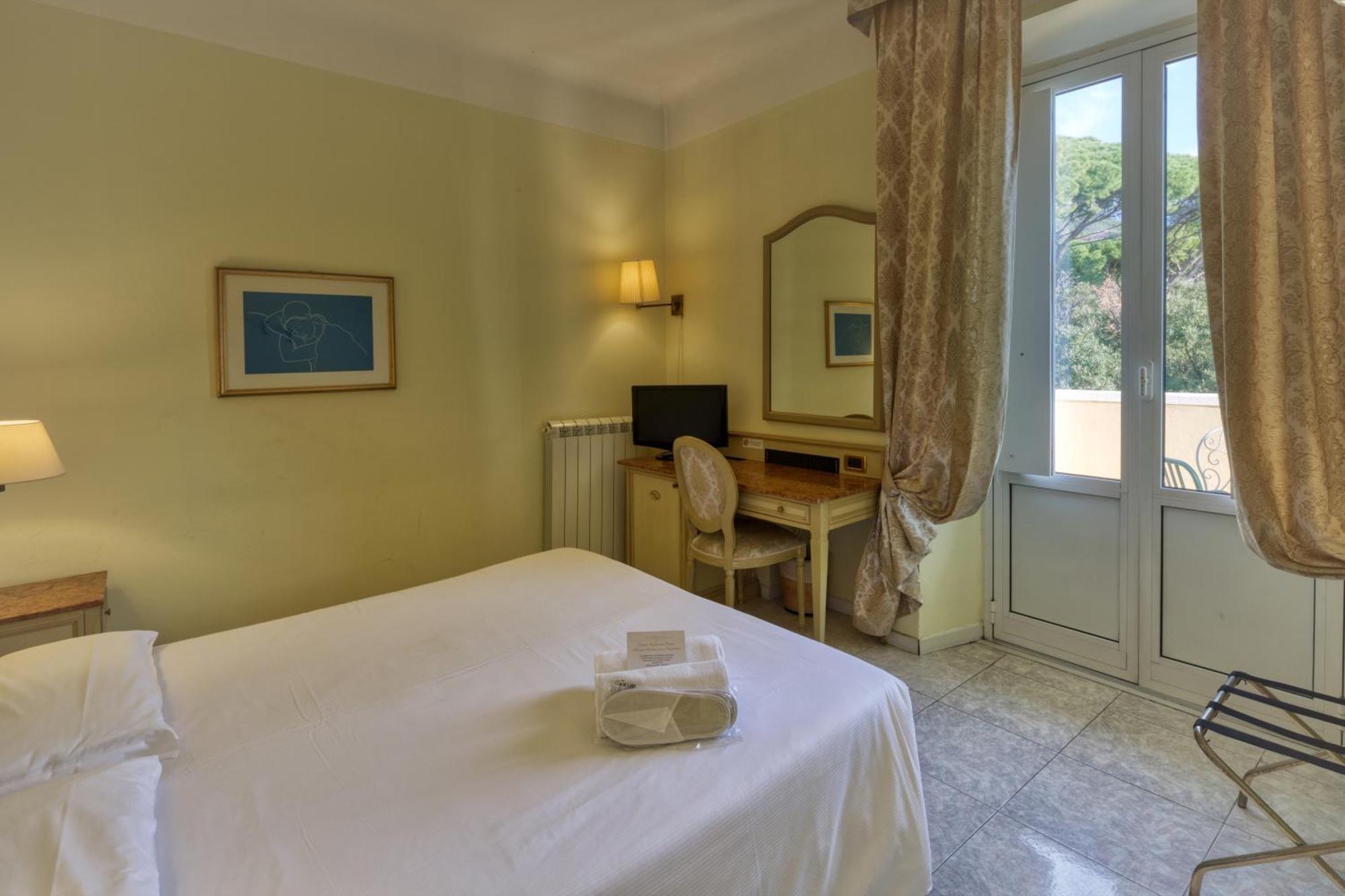 Ena Hotel Arenzano Exteriör bild