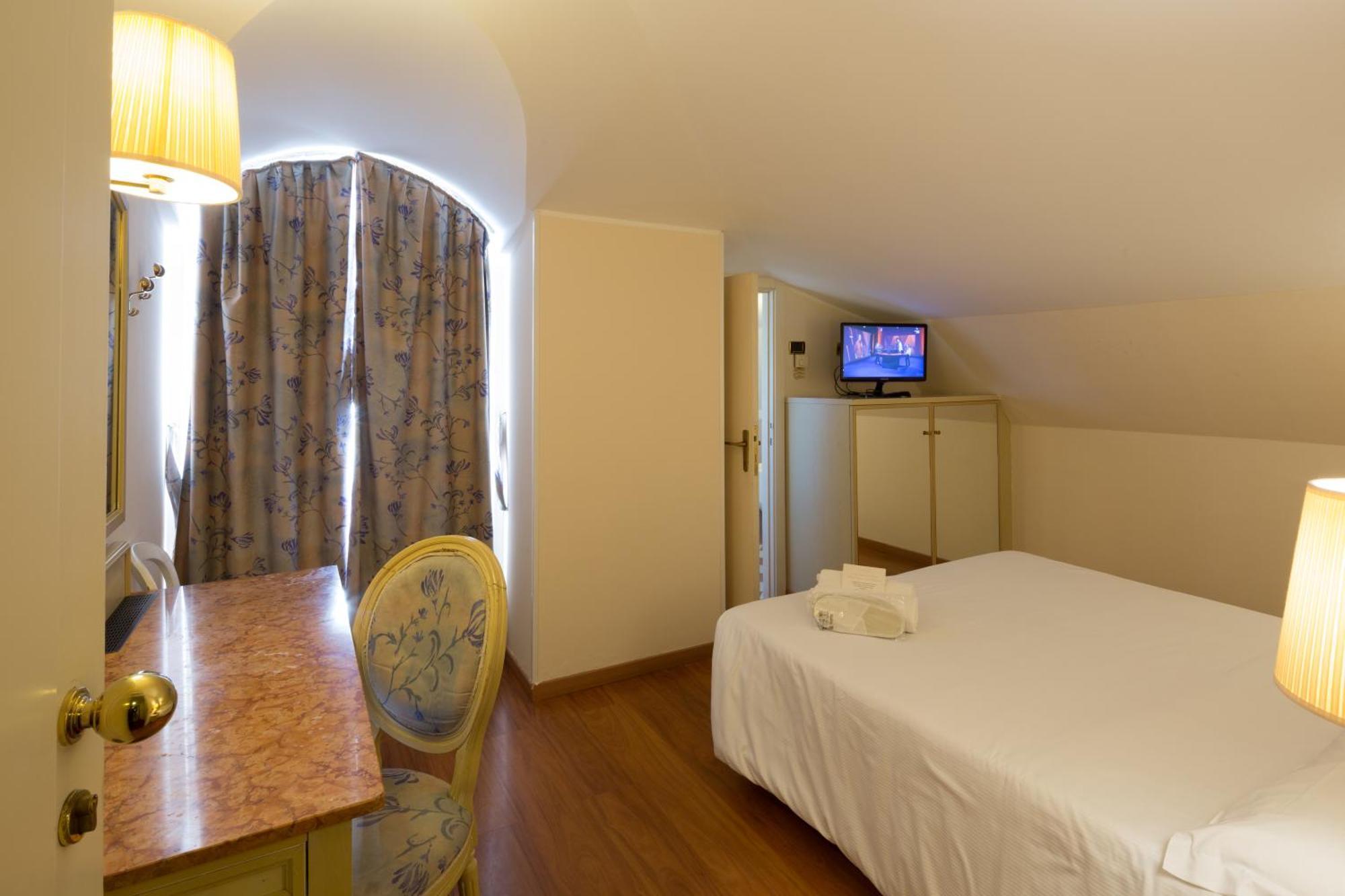 Ena Hotel Arenzano Exteriör bild