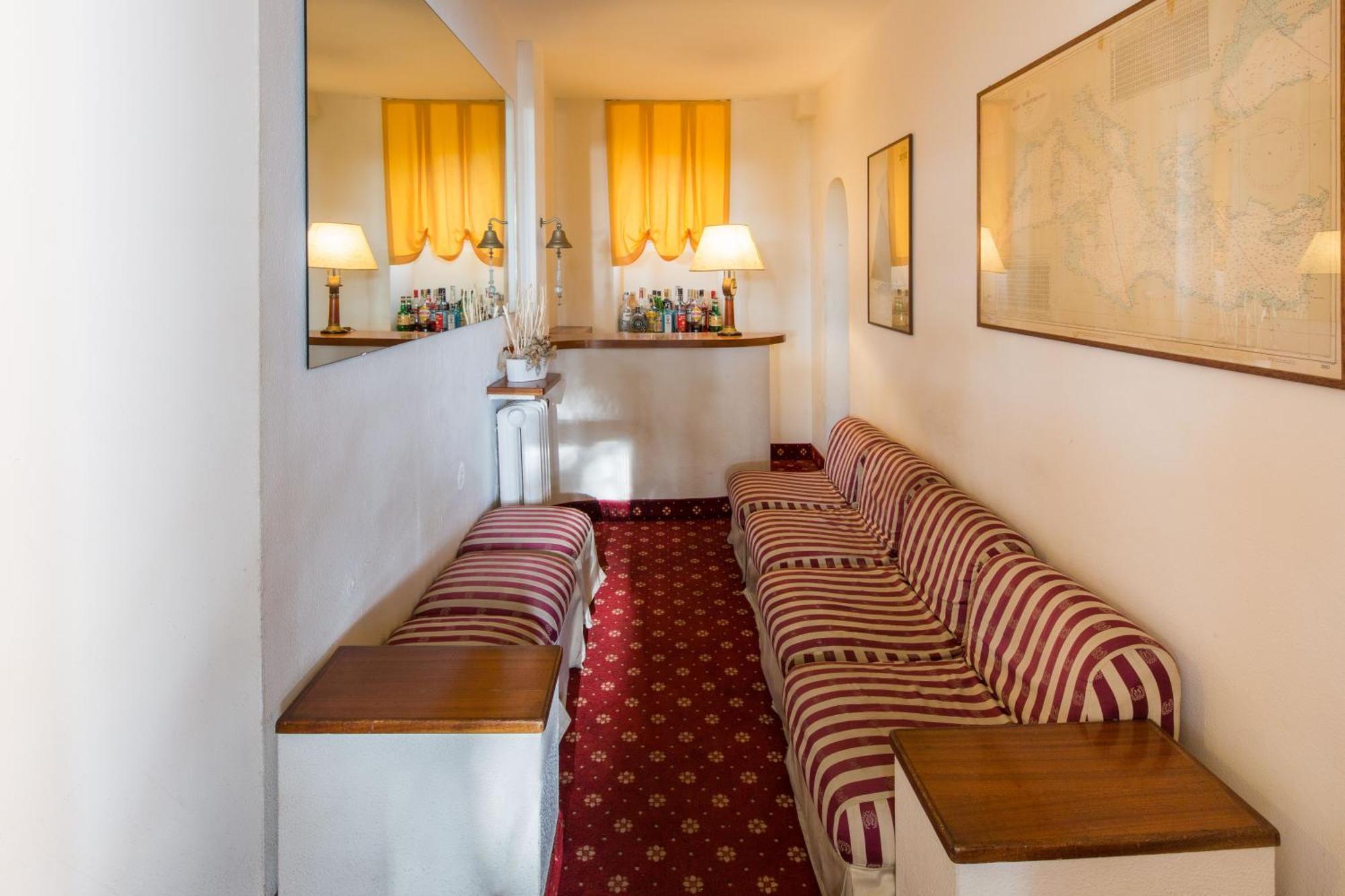 Ena Hotel Arenzano Exteriör bild